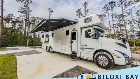 30/50 Amp Premium Pull Through RV Site — image 18 of 18