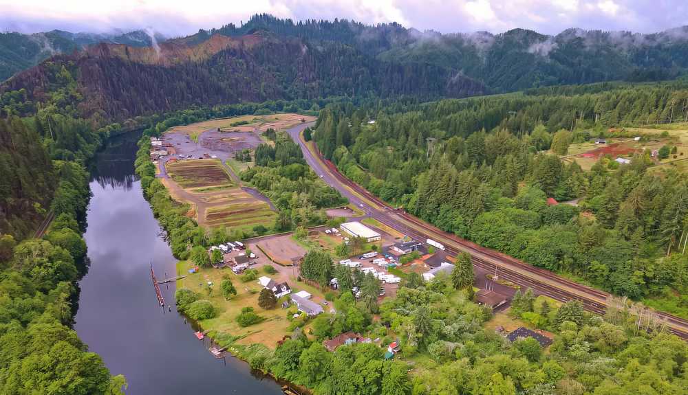 Maple Lane RV Park and Marina, Mapleton, Oregon