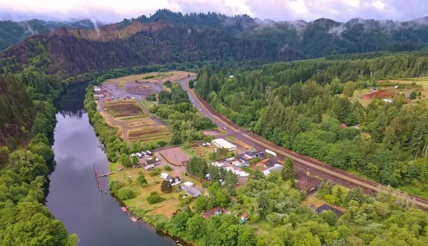 Maple Lane RV Park and Marina, Mapleton, Oregon campground