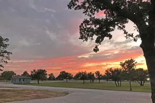Wandering Oaks RV Park – photo 4