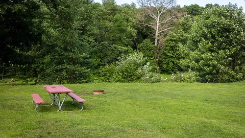 Deluxe Tent — image 1 of 5