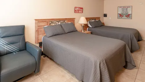 Motel Room — image 2 of 6