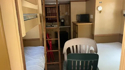 Cabins w/ Bathroom (Full Facility) — image 2 of 7
