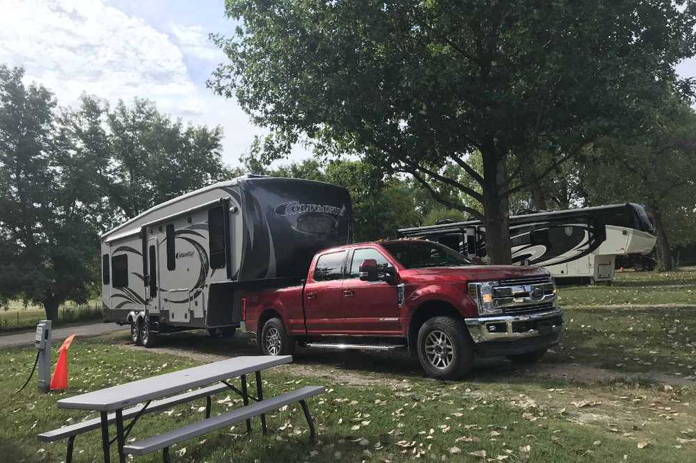 Extra Long Short Term RV Site