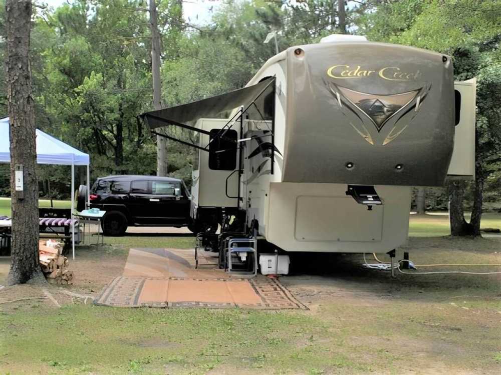 Twin Bears Wooded Campground - Indian River, MI - Photo 5
