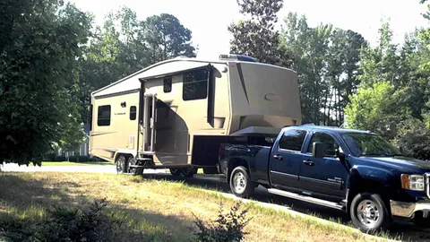 30/50 AMP Pull-Thru Full Hookup RV Site — image 1 of 2