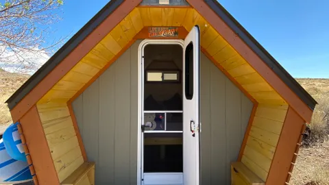 Lake Pod (No Pets) — image 1 of 11