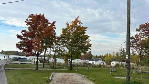 Partial Lake View — image 2 of 4