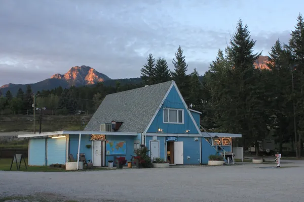 Whispering Spruce Campground – photo 1