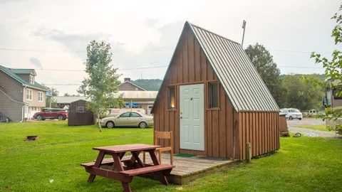 Mini Cabin — image 1 of 1