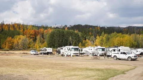 Full Hook Up RV Site — image 6 of 6