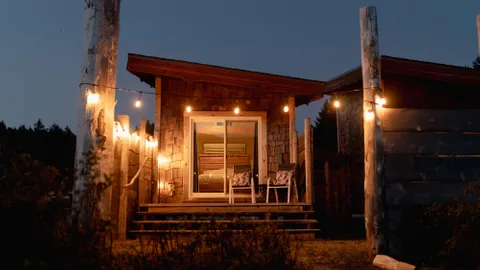 Sockeye Studio Cabin — image 11 of 11