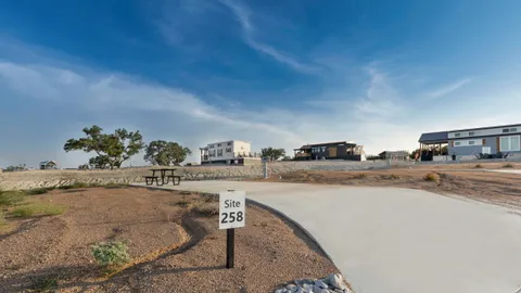 Deluxe RV Site - 258 — image 1 of 11