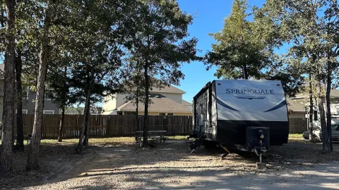 Deluxe Shaded Back-In RV Site — image 1 of 3
