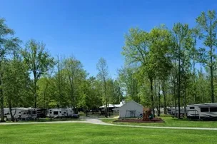 Camp Willow Outdoor Resort – photo 2