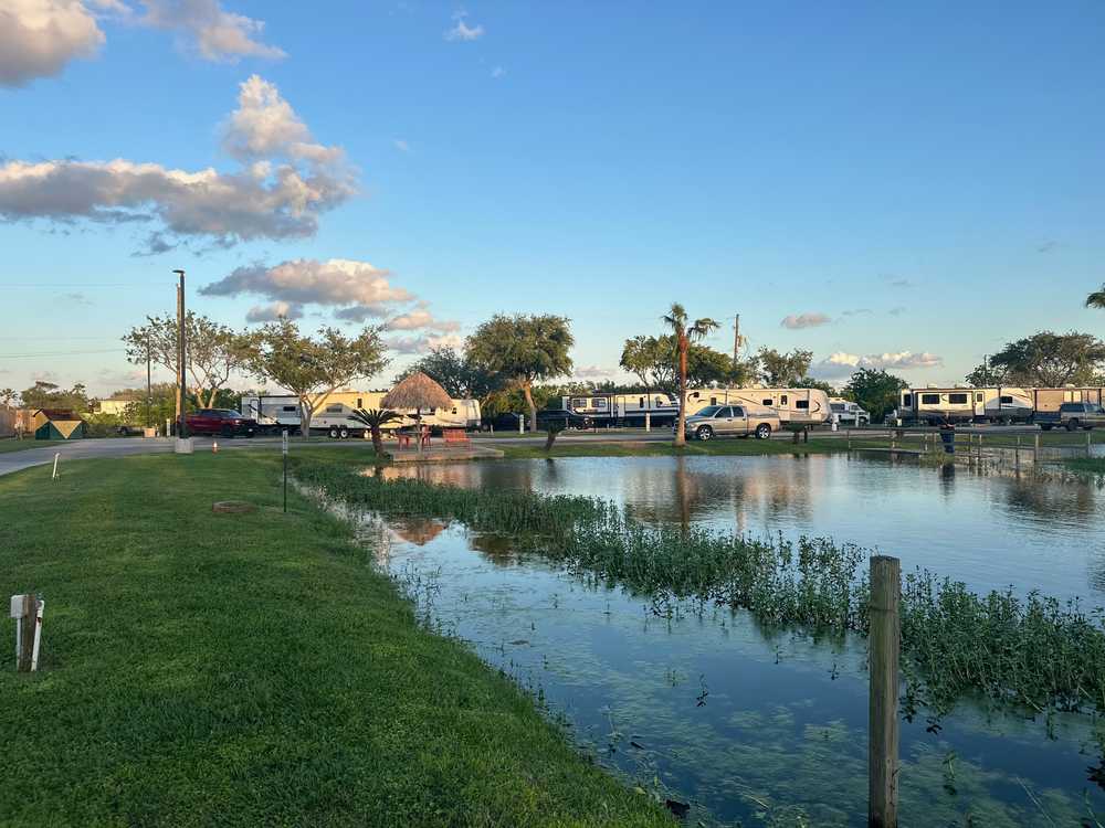 Gulf Shores RV Park and Resort, San Leon, Texas - Photo 2