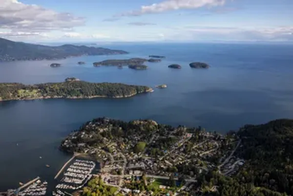 Gibsons Creek RV Resort & Campground, Gibsons, British Columbia campground