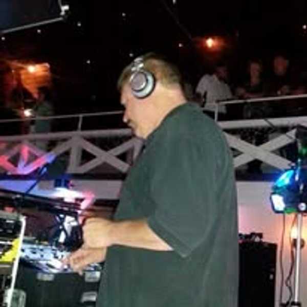 Elephant Sound - DJ and Karaoke