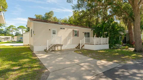 Silver 1 Bedroom Rental (AO) — image 1 of 8
