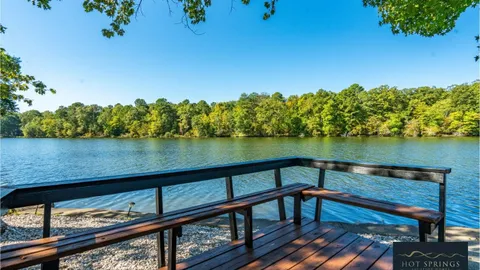 Premium Waterfront RV Site 30amp FHU — image 16 of 16