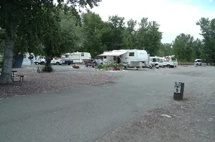 Riverside RV Resort – photo 3