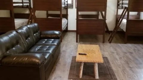 Bunkhouse — image 2 of 5