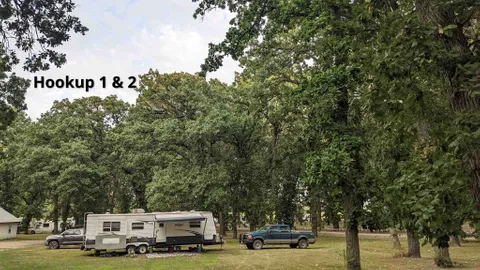 20/30 Camper hookup with electric/water — image 8 of 8