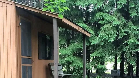 Polar Cabin (Pet Friendly) — image 1 of 5