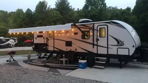 Full Hookup Back-In RV Site — image 1 of 1