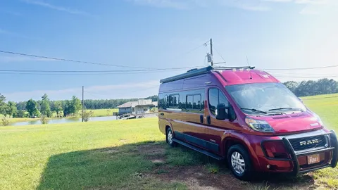 30/50 AMP Waterview RV Site — image 5 of 5