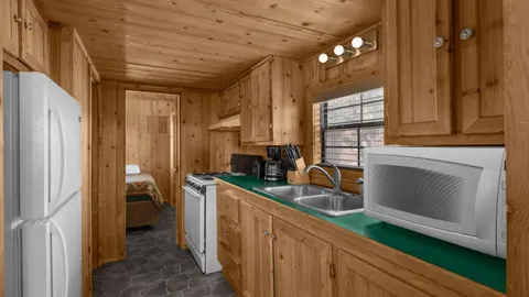 Juniper 1 Bedroom — image 12 of 12
