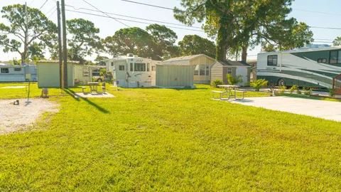 Standard Full Hookup RV Site — image 3 of 3