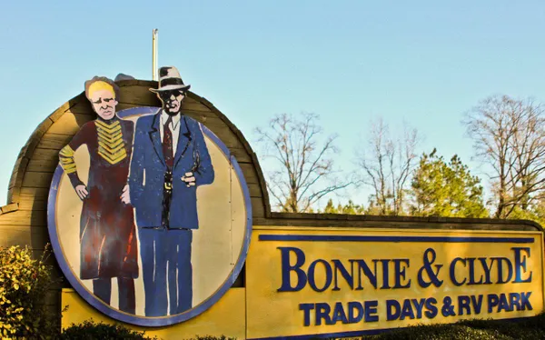 Bonnie & Clyde RV Park campground