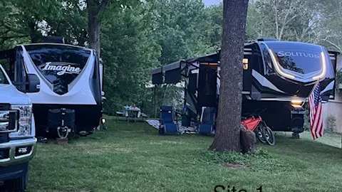 Waterfront RV Site (Full Hook Up) — image 2 of 15