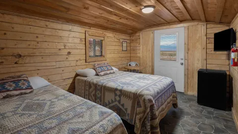 Camping Cabin — image 5 of 5