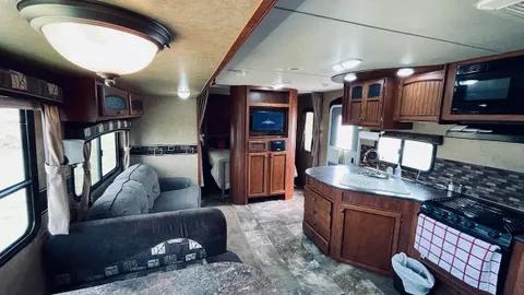 Rentable RV - T&W Jayco — image 1 of 4