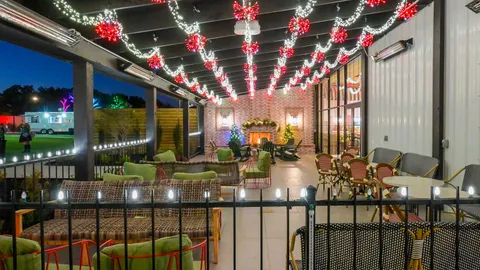 Casita (2Bedroom / 2Bath - 4 pl) — image 2 of 15
