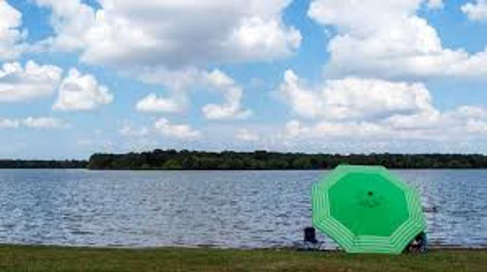 Waterfront Hideaway Ranch - Little Elm, TX - Photo 3