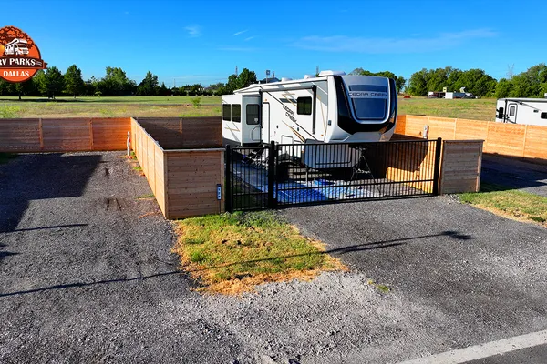 Dallas Wylie RV Park – photo 1
