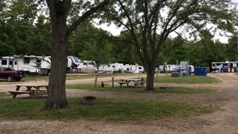 Upper Meadow - Pull Thru 50/30 FHU — image 2 of 2