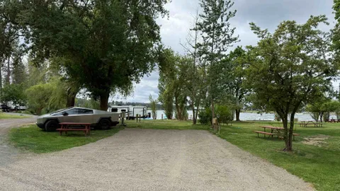 50/30/20Amp/Water Extra Deluxe Park Side RV — image 1 of 3