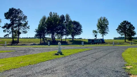 30/50 Pull Through RV Site — image 6 of 6