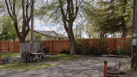 30 Amp Full Hookup RV Site — image 2 of 3
