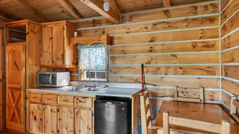 Deluxe Cabin — image 2 of 2