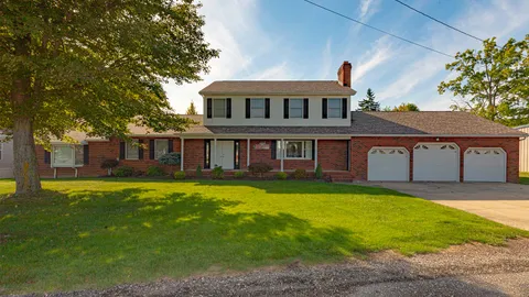 Rental House — image 1 of 23