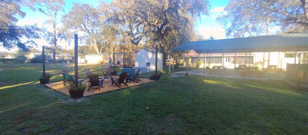 Country Oaks, Zephyrhills, Florida - Photo 4