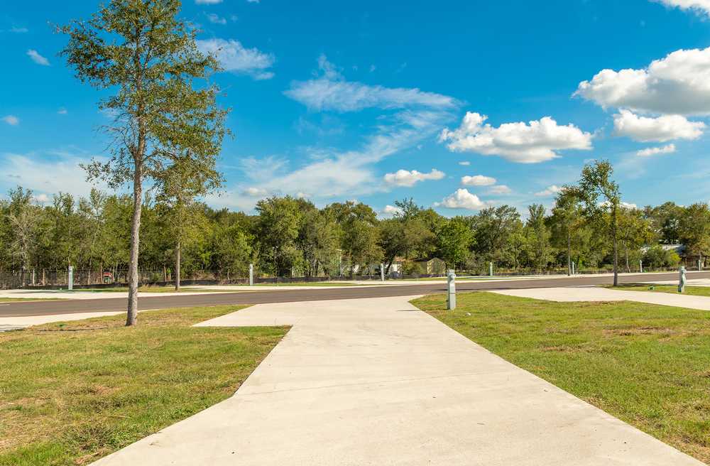 Arroyo Valle RV Resort, Del Valle, Texas - Photo 3