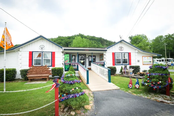 Tana-See Campground campground