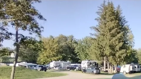 FULL HOOKUP RV — image 2 of 2