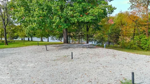 30/50 Amp Deluxe Waterfront RV Site — image 1 of 4